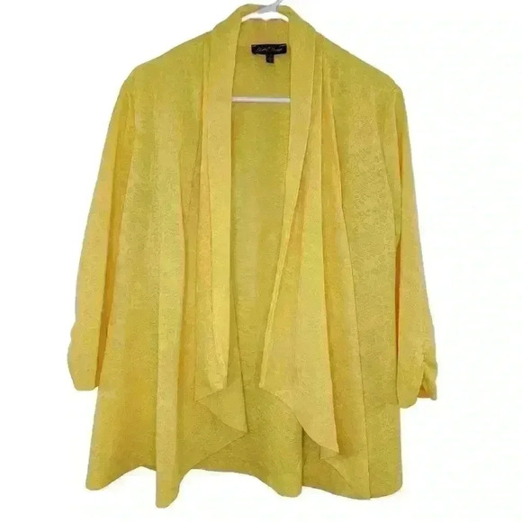 Slinky Brand Womens Open Cardigan Size M Textured Yellow Roses USA - Picture 1 of 16